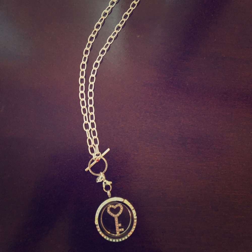 Origami Owl necklace